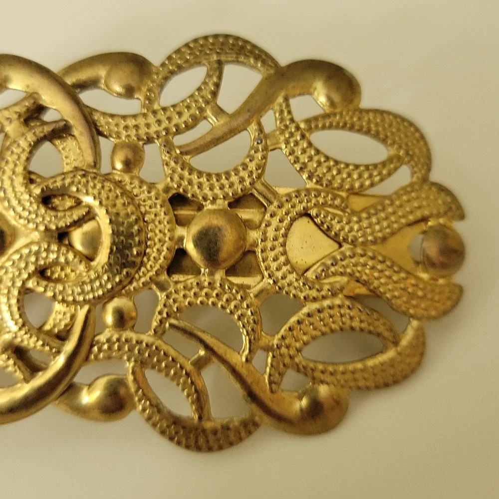 Vintage Gold Tone Filigree Ornate Metal Hair Barrette Clip 3.25 Inch Cottagecore